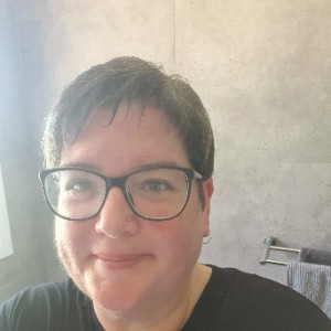 Shellie May
