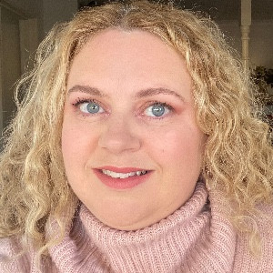 Narelle Harris