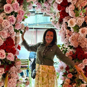 Suzanne King
